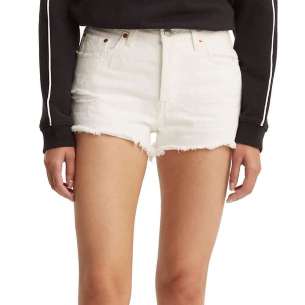 Levi’s 501 cutoff denim shorts - white